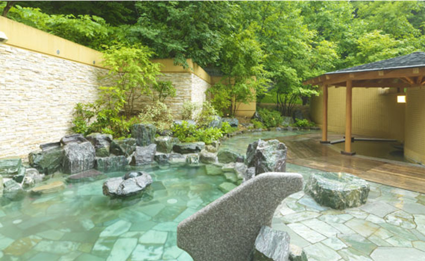 定山渓鶴雅リゾートスパ　森の謌