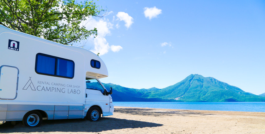 キャンピングカー