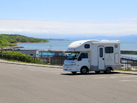 キャンピングカー