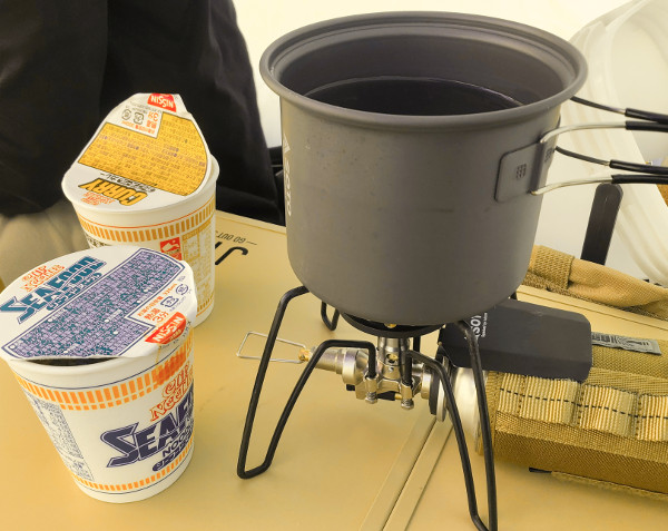 カップヌードル