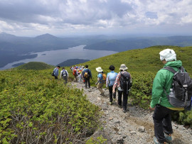 雄阿寒岳山開き