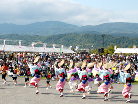 うまいもんじゃ祭り