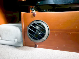 FFヒーター空気口