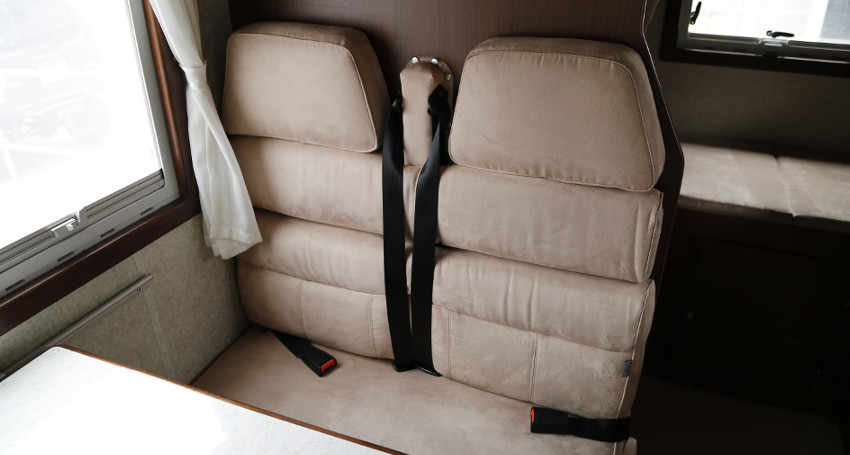 セレンゲティ セカンドシート／サードシート